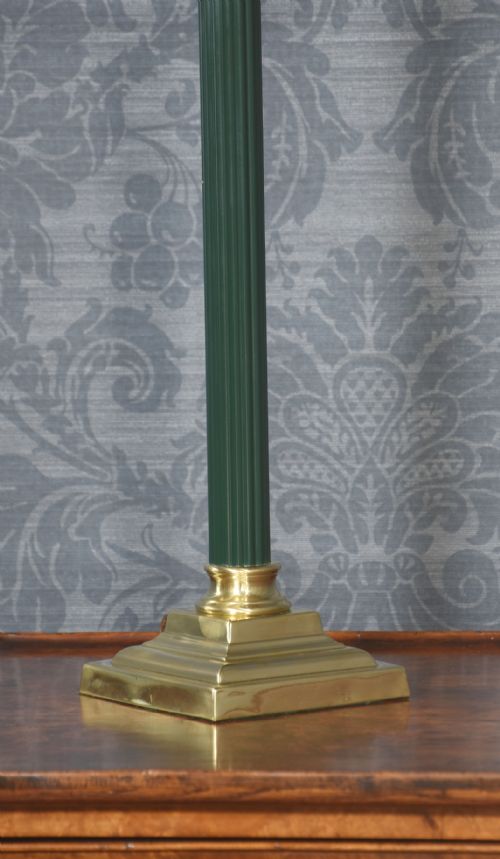 TALL BRASS CORINTHIAN COLUMN TABLE LAMP - ADDITIONAL PHOTO 3