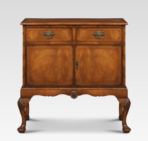 QUEEN ANN STYLE WALNUT CUPBOARD - ADDITIONAL PHOTO 7