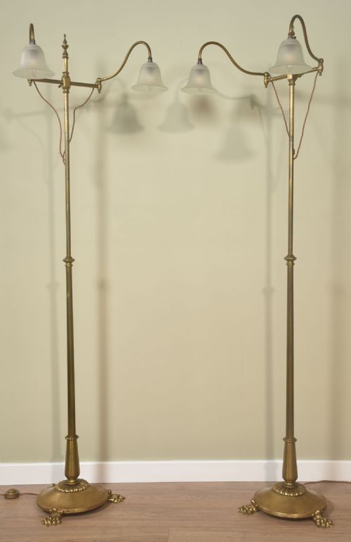 PAIR OF BRASS AJUSTABLE READING LAMPS - ADDITIONAL PHOTO 6