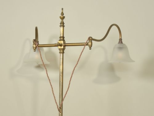 PAIR OF BRASS AJUSTABLE READING LAMPS - ADDITIONAL PHOTO 10