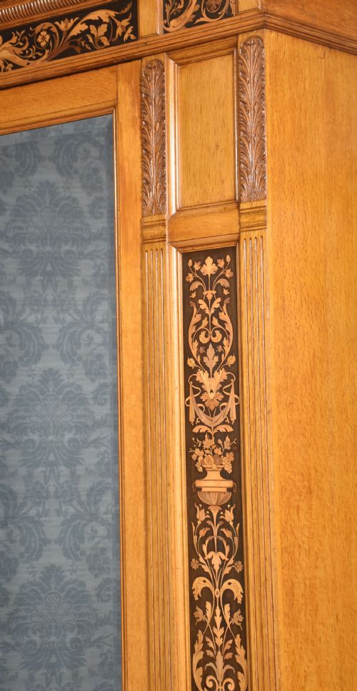 GILLOWS OF LANCASTER MARQUETRY INLAID OAK WARDROBE - ADDITIONAL PHOTO 2