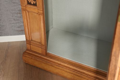 GILLOWS OF LANCASTER MARQUETRY INLAID OAK WARDROBE - ADDITIONAL PHOTO 9