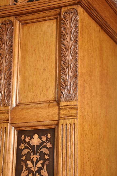 GILLOWS OF LANCASTER MARQUETRY INLAID OAK WARDROBE - ADDITIONAL PHOTO 10