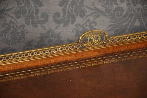 19TH CENTURY KINGWOOD WRITING TABLE - ADDITIONAL PHOTO 4