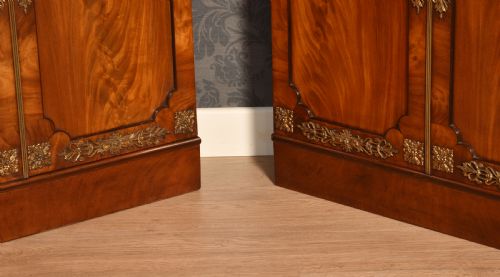 PAIR OF FIGURED MAHOGANY CABINET - ADDITIONAL PHOTO 7