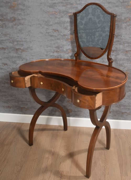MAHOGANY KIDNEY SHAPED LADYS DRESSING TABLE - ADDITIONAL PHOTO 7