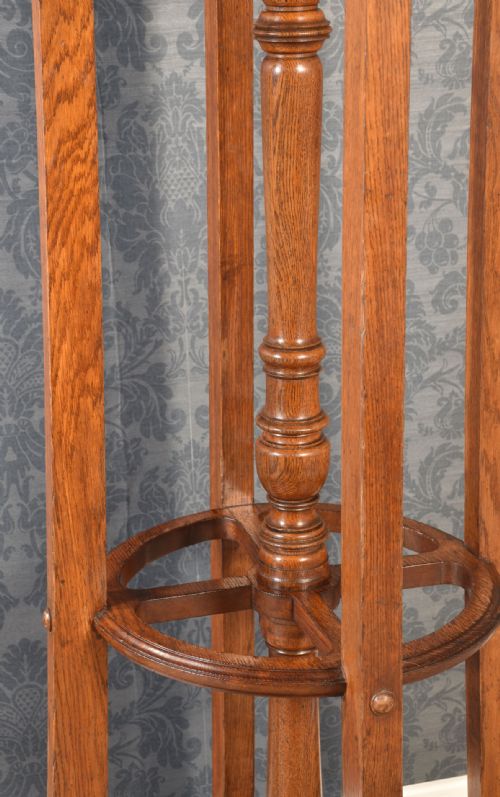 LARGE OAK CIRCULAR HALL STAND - ADDITIONAL PHOTO 5