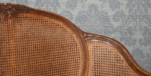 FRENCH LOUIS XVI STYLE CANAPE SETTEE - ADDITIONAL PHOTO 5