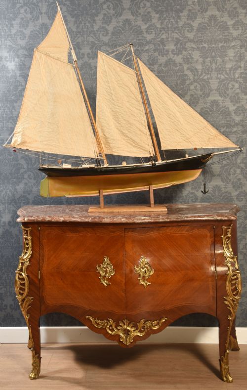 MODEL OF A RACING YACHT - ADDITIONAL PHOTO 1