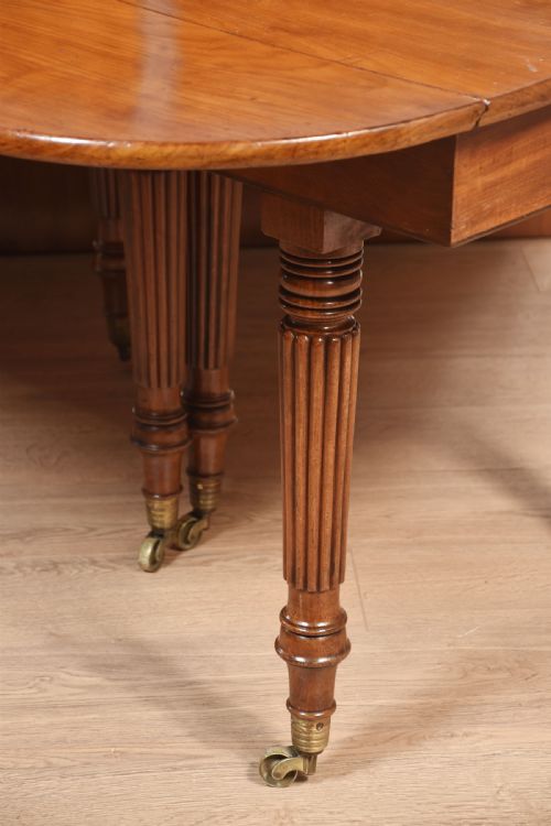 MAHOGANY EXTENDING DINING TABLE - ADDITIONAL PHOTO 20