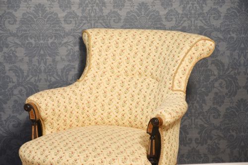 SET OF TWO BEDROOM CHAIRS - ADDITIONAL PHOTO 2