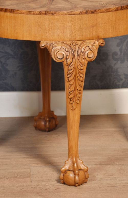 WALNUT COFFEE TABLE - ADDITIONAL PHOTO 4