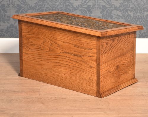 19TH CENTRY EMBOSED COPPER SLIPPER BOX - ADDITIONAL PHOTO 3