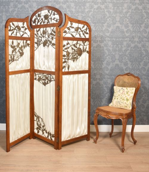 FRENCH ART NOUVEAU OAK THREE PANNELED SCREEN - ADDITIONAL PHOTO 3