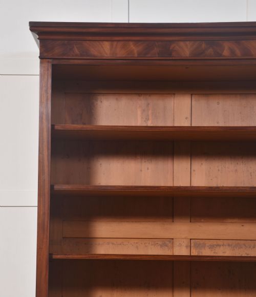 19TH CENTURY FLAME MAHOGANY BOOKCASE - ADDITIONAL PHOTO 1