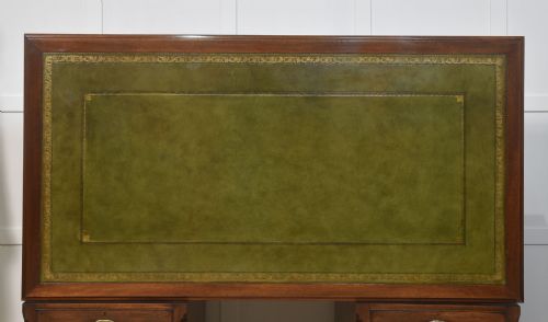 MAHOGANY TWIN PEDESTAL DESK - ADDITIONAL PHOTO 9