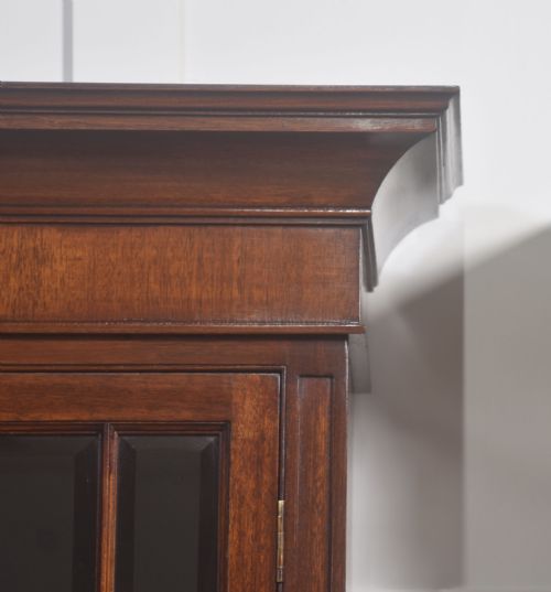 PAIR OF MAHOGANY GLAZED BOOKCASES - ADDITIONAL PHOTO 2