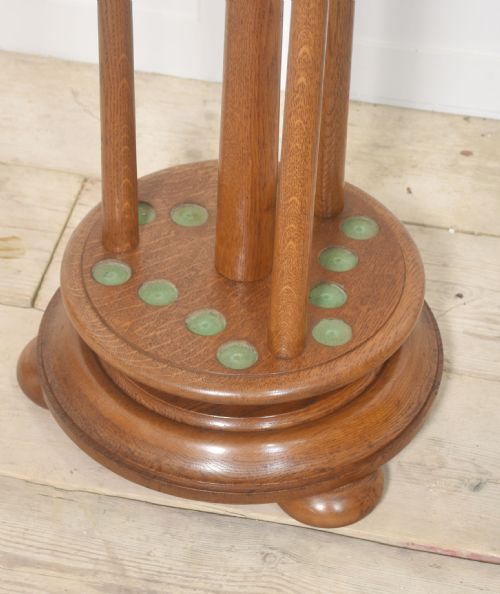 OAK REVOLVING CUE STAND - ADDITIONAL PHOTO 4