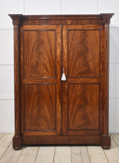 19th century mahogany wardrobe - CATEGORY: ANTIQUE WARDROBES - DATED 19TH CENTURY