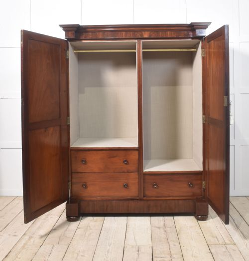 19TH CENTURY MAHOGANY WARDROBE - ADDITIONAL PHOTO 5