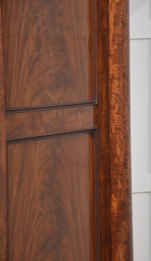 19TH CENTURY MAHOGANY WARDROBE - ADDITIONAL PHOTO 9