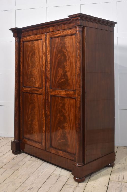 19TH CENTURY MAHOGANY WARDROBE - ADDITIONAL PHOTO 10
