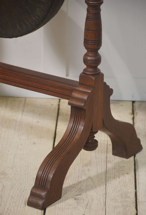 WALNUT FRAMED DINNER GONG - ADDITIONAL PHOTO 3