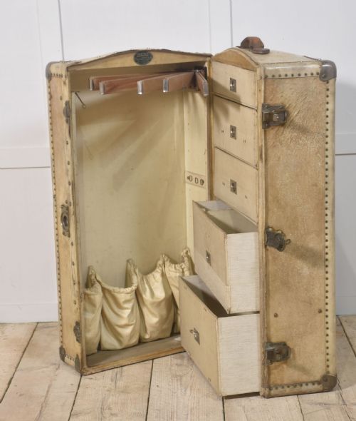 PRETOT PARIS LEATHER TRAVELING TRUNK - ADDITIONAL PHOTO 1