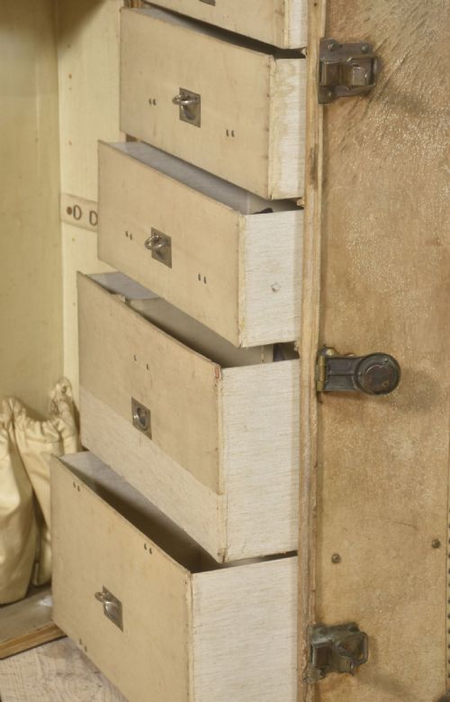 PRETOT PARIS LEATHER TRAVELING TRUNK - ADDITIONAL PHOTO 4