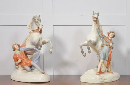 PAIR OF ROYAL DUX FIGURES - ADDITIONAL PHOTO 6