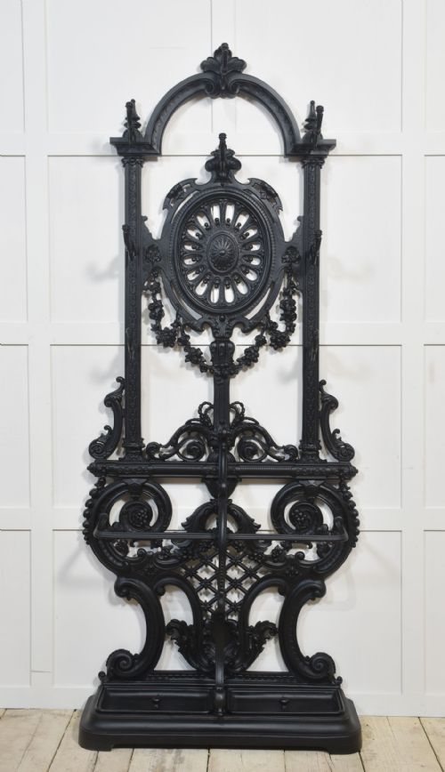 COALBROOKDALE STYLE CAST IRON HALL STAND