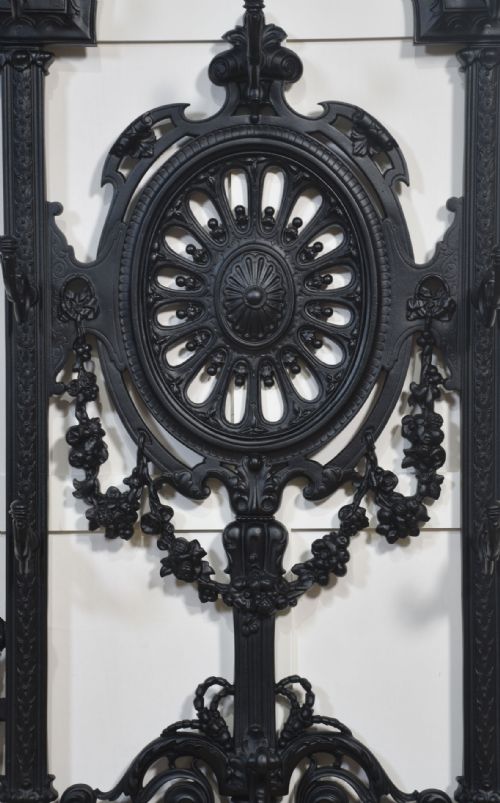 COALBROOKDALE STYLE CAST IRON HALL STAND - ADDITIONAL PHOTO 3