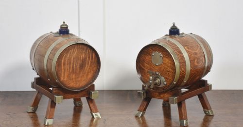 PAIR OF BRASS BOUND SPIRIT BARRELS - ADDITIONAL PHOTO 3