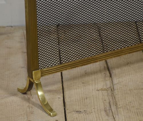 BRASS AND MESH FIRE SCREEN - ADDITIONAL PHOTO 3