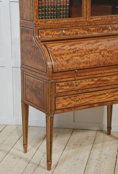 PAIR OF IMPORTANT GEORGIAN SATINWOOD CYLINDER CABINETS - ADDITIONAL PHOTO 5