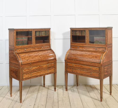 PAIR OF IMPORTANT GEORGIAN SATINWOOD CYLINDER CABINETS - ADDITIONAL PHOTO 6