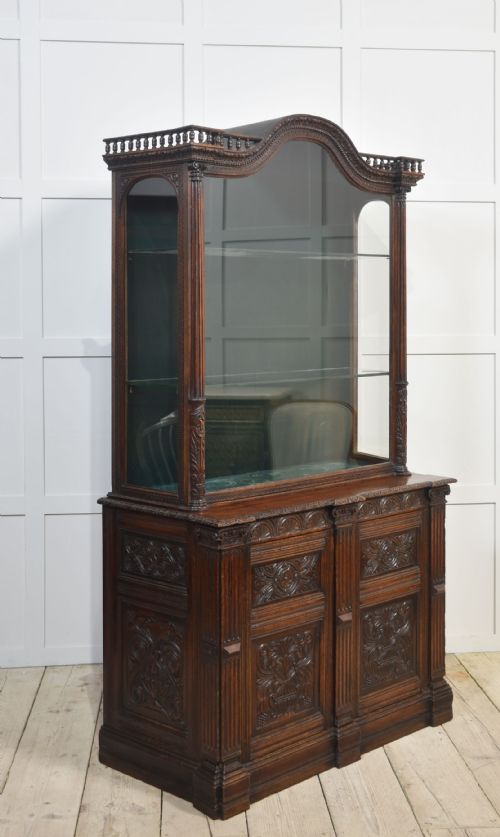 CARVED OAK DISPLAY CABINET - ADDITIONAL PHOTO 11