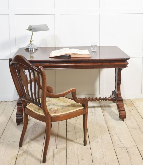 MAHOGANY CENTRE TABLE - ADDITIONAL PHOTO 1