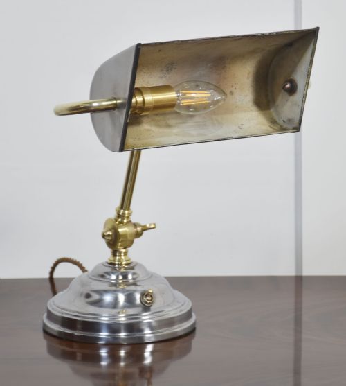 ADJUSTABLE BANKERS DESK LAMP - ADDITIONAL PHOTO 1