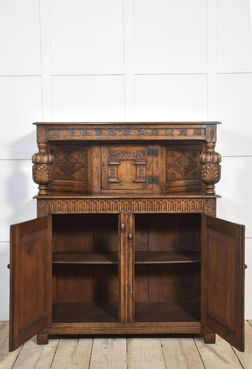 CARVED OAK COURT CUPBOARD - ADDITIONAL PHOTO 6