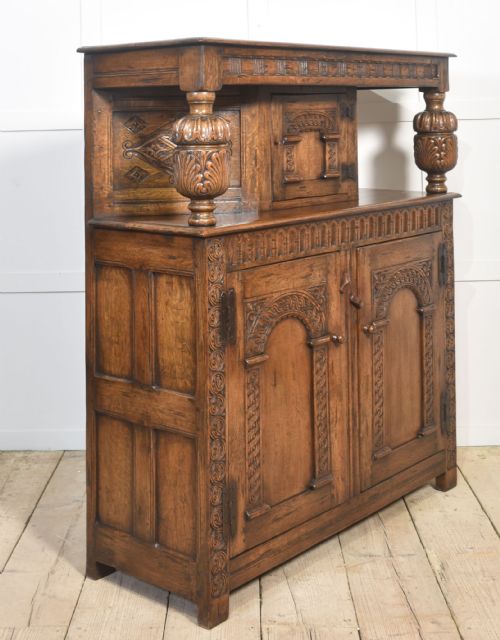 CARVED OAK COURT CUPBOARD - ADDITIONAL PHOTO 8