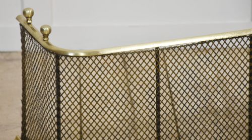 19TH CENTURY NURSERY SPARK GUARD - ADDITIONAL PHOTO 2