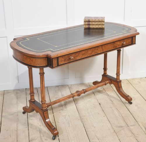 19TH CENTURY WALNUT WRITING TABLE - ADDITIONAL PHOTO 6