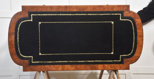 19TH CENTURY WALNUT WRITING TABLE - ADDITIONAL PHOTO 11