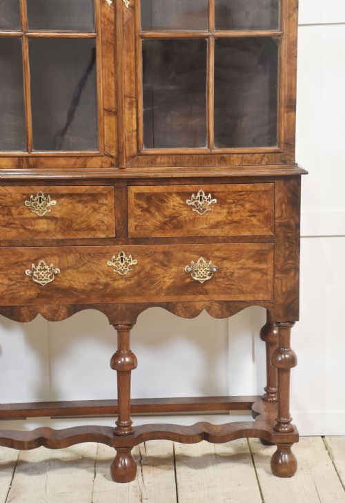 WALNUT QUEEN ANN STYLE DISPLAY CABINET - ADDITIONAL PHOTO 2
