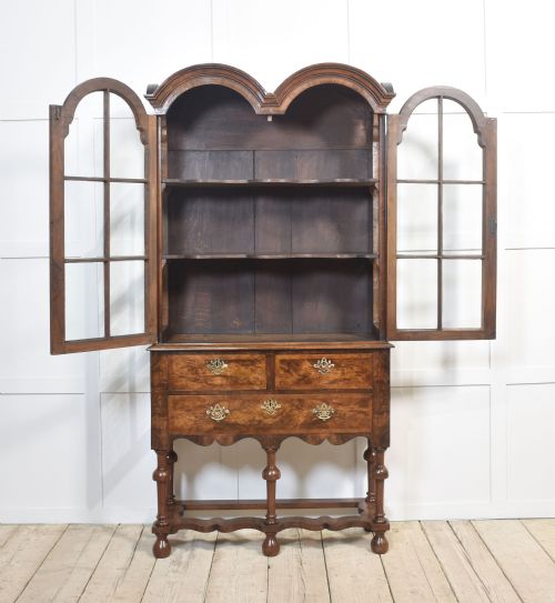 WALNUT QUEEN ANN STYLE DISPLAY CABINET - ADDITIONAL PHOTO 11