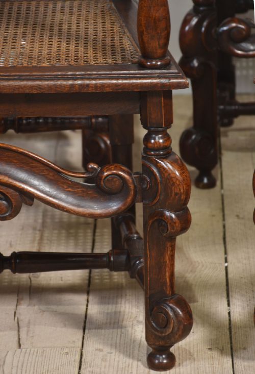 SET OF EIGHT OAK HIGH BACK CHAIRS - ADDITIONAL PHOTO 4