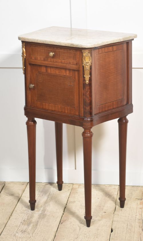PAIR OF GILT METAL MOUNTED BEDSIDE CABINETS - ADDITIONAL PHOTO 7