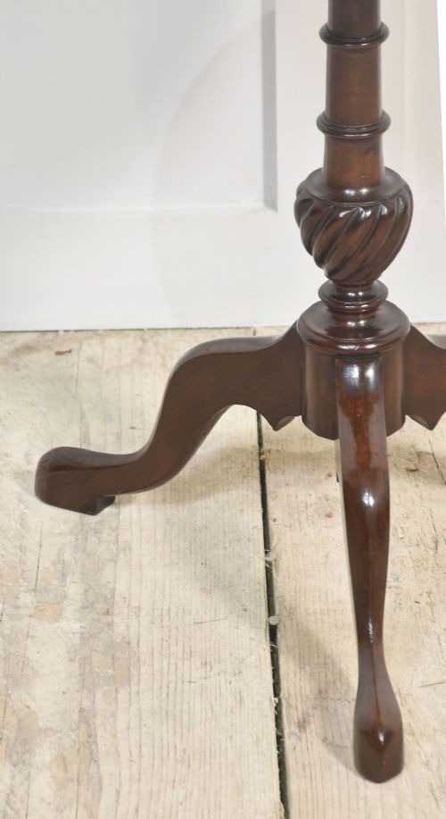 MAHOGANY INLAID SIDE TABLE - ADDITIONAL PHOTO 4