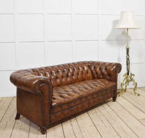 BROWN LEATHER DEEP BUTTONED CHESTERFIELD - ADDITIONAL PHOTO 8